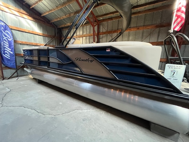 2026 Bentley 223 Admiral