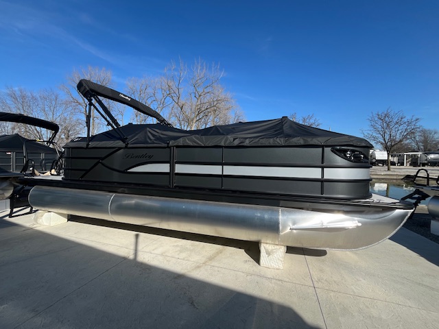 2026 Bentley 223 Navigator